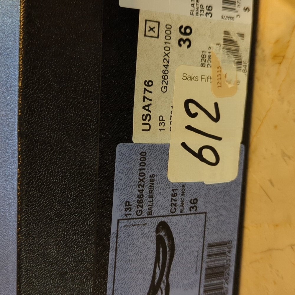 Chanel size 36 C2761 Blanc/Noir Ballerines